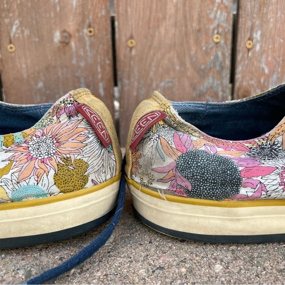 KEEN Women’s Floral Pink Yellow Lace Up Sneakers Wide Toe Box Shoe Size 7 - Picture 11 of 13